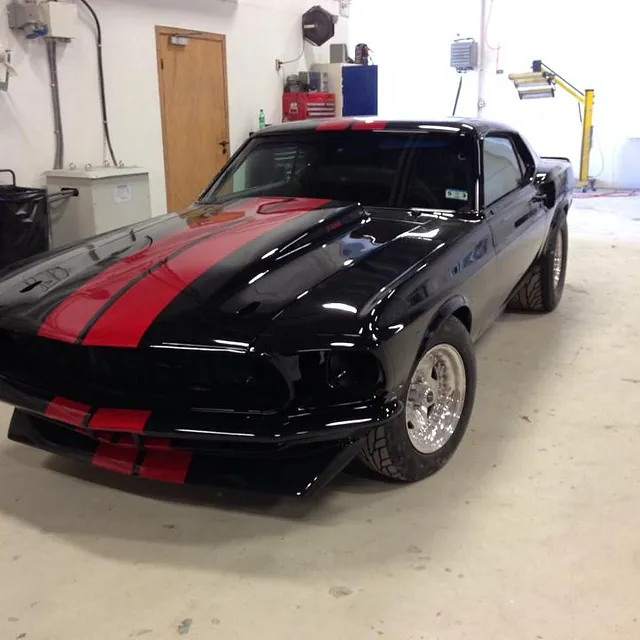 Nylakkert Dodge Challenger